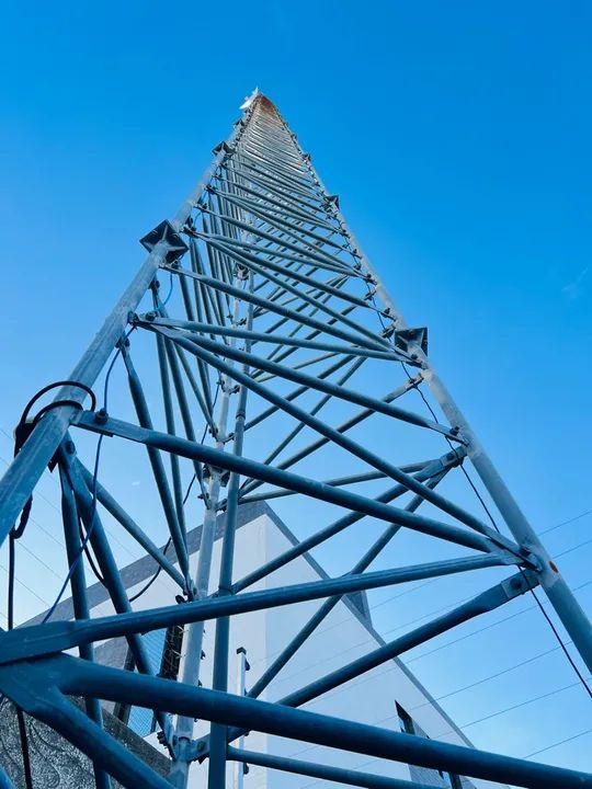 Torre para provedor de internet 