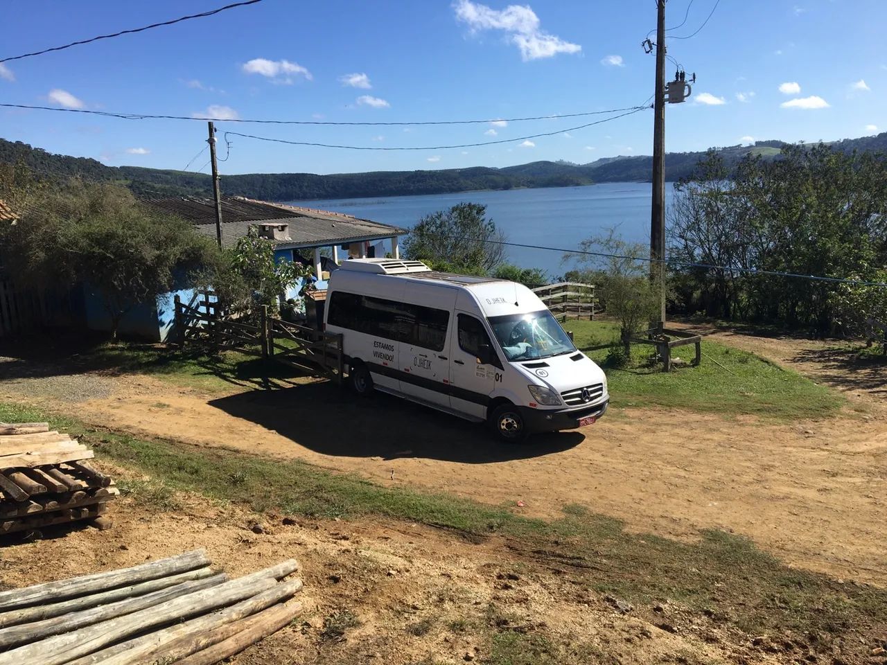 Locação de van com motorista  - Foto 4