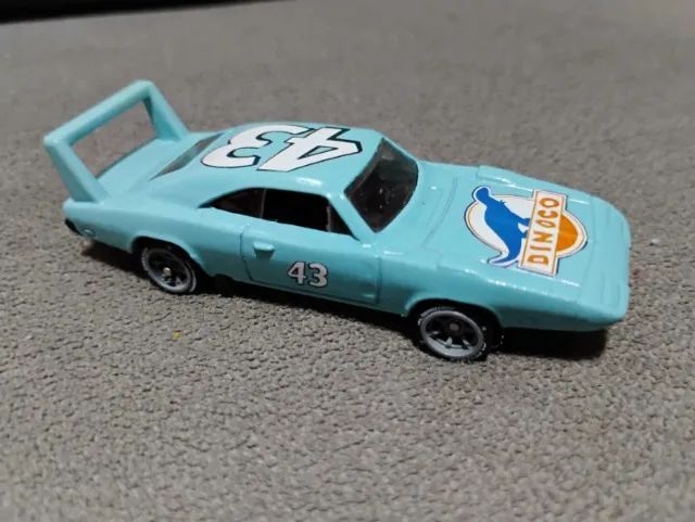 Hot Wheels Dodge Charger Daytona - Custom - Leia a descrição
