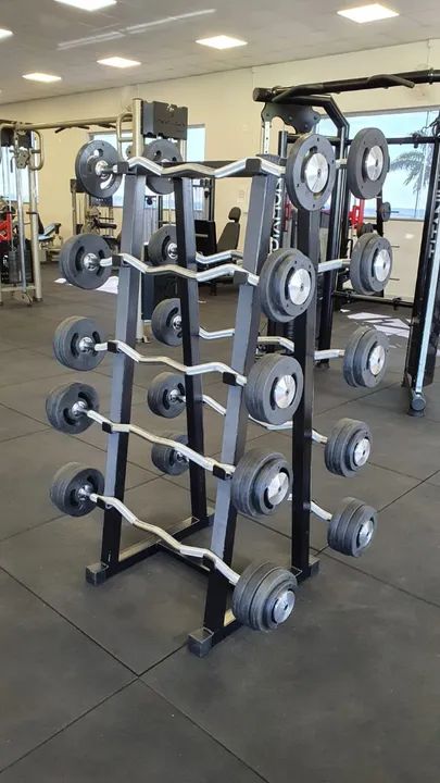 KIT BARRAS MONTADAS RETO OU W INJETADAS 12 Á 30KG + SUPORTE