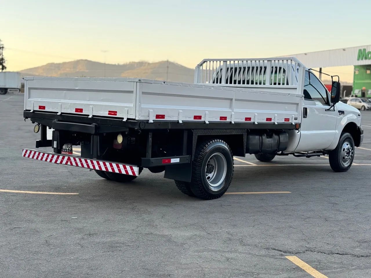 Ford F4000 4x4 Carroceria  - Foto 4