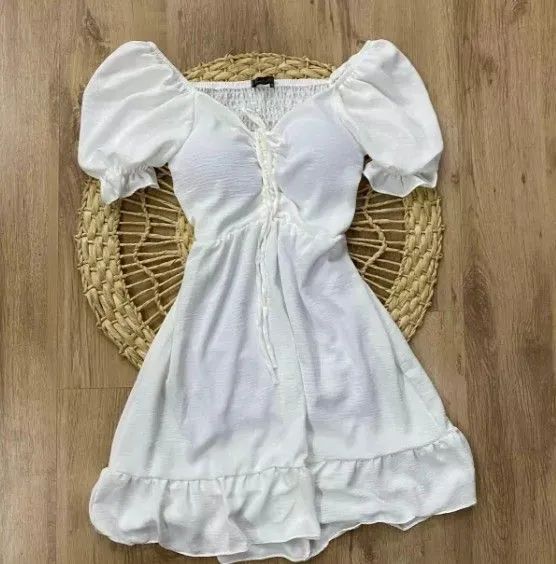 Vestido Preto com Detalhe Branco - Foto 3