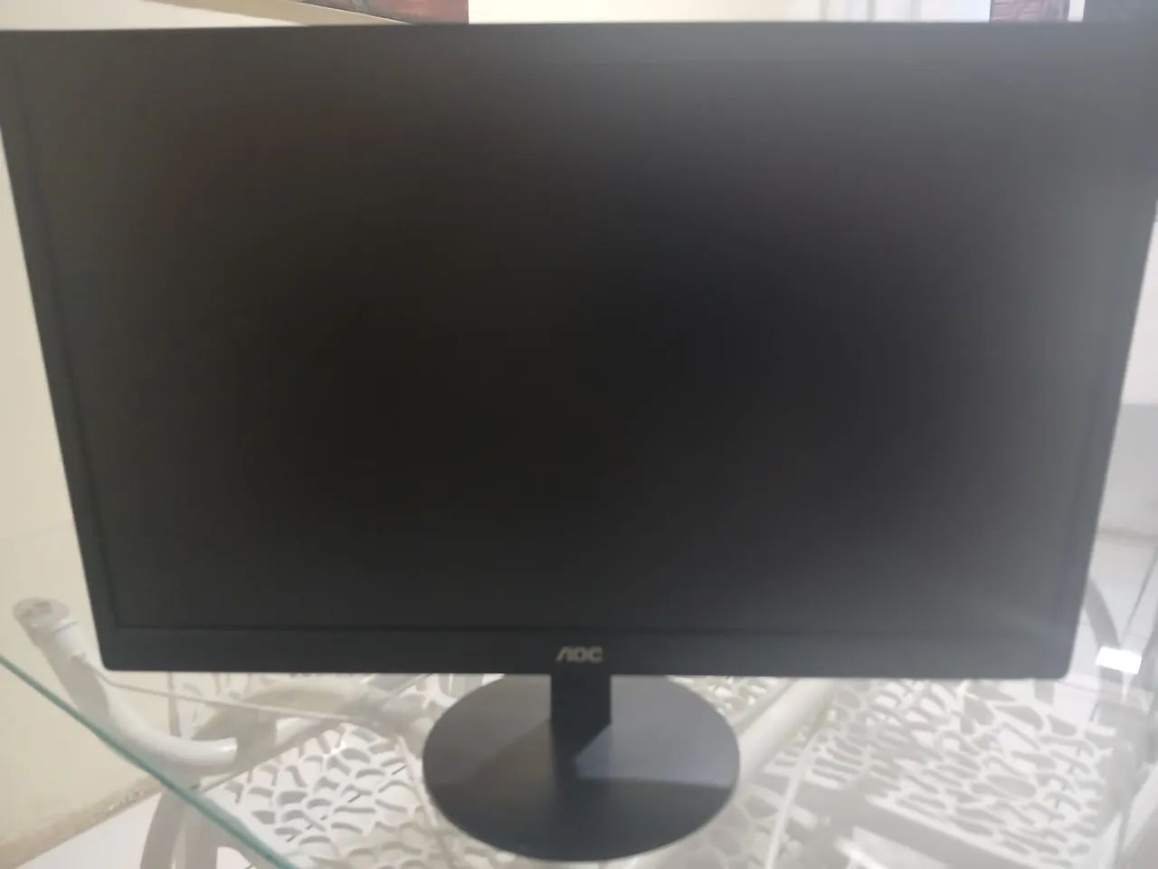 AOC 21.5-inch LED Monitor64739264120577120