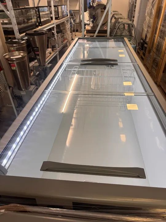 Ilha dupla ação - freezer - marca fricon - tamanho 3,00x0,80- 2 anos garantia  - Foto 5