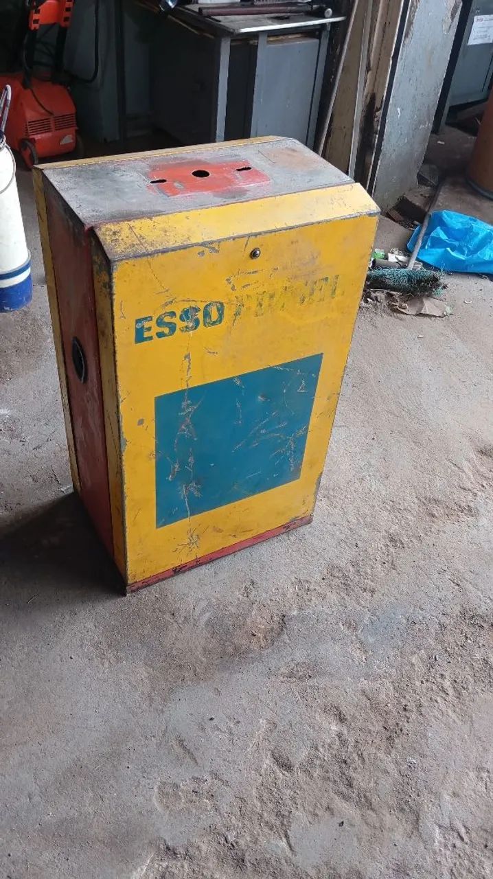 Caixa  antiga Esso