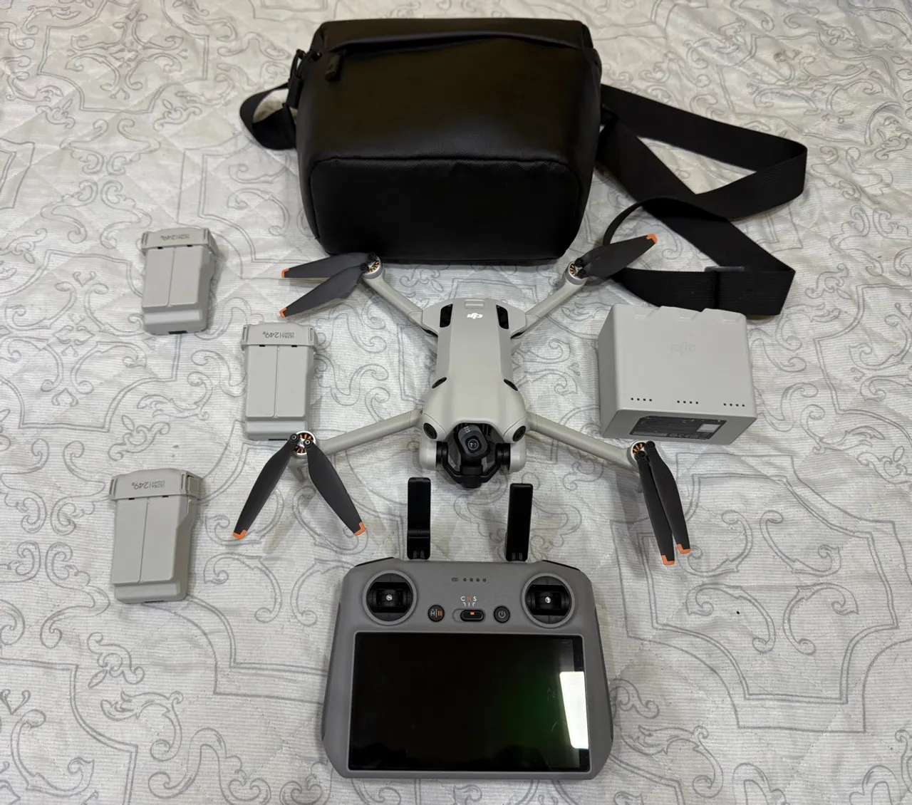 Drone DJI Mini 4 Pro - Completo com Acessórios