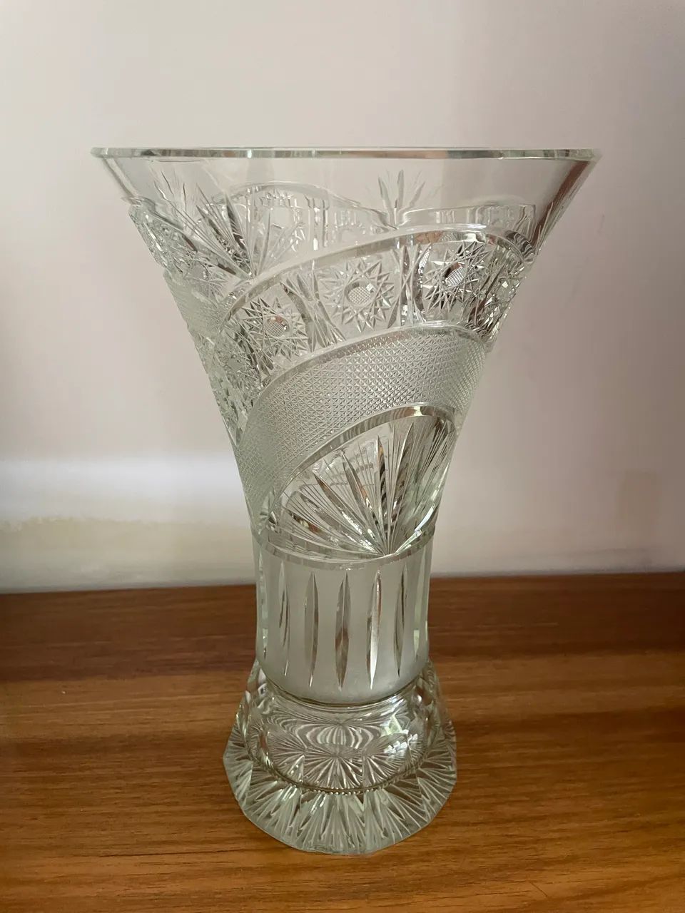Vaso em cristal lapidado