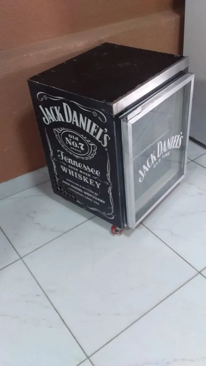 Vende-se mini freezer espositor - Foto 3