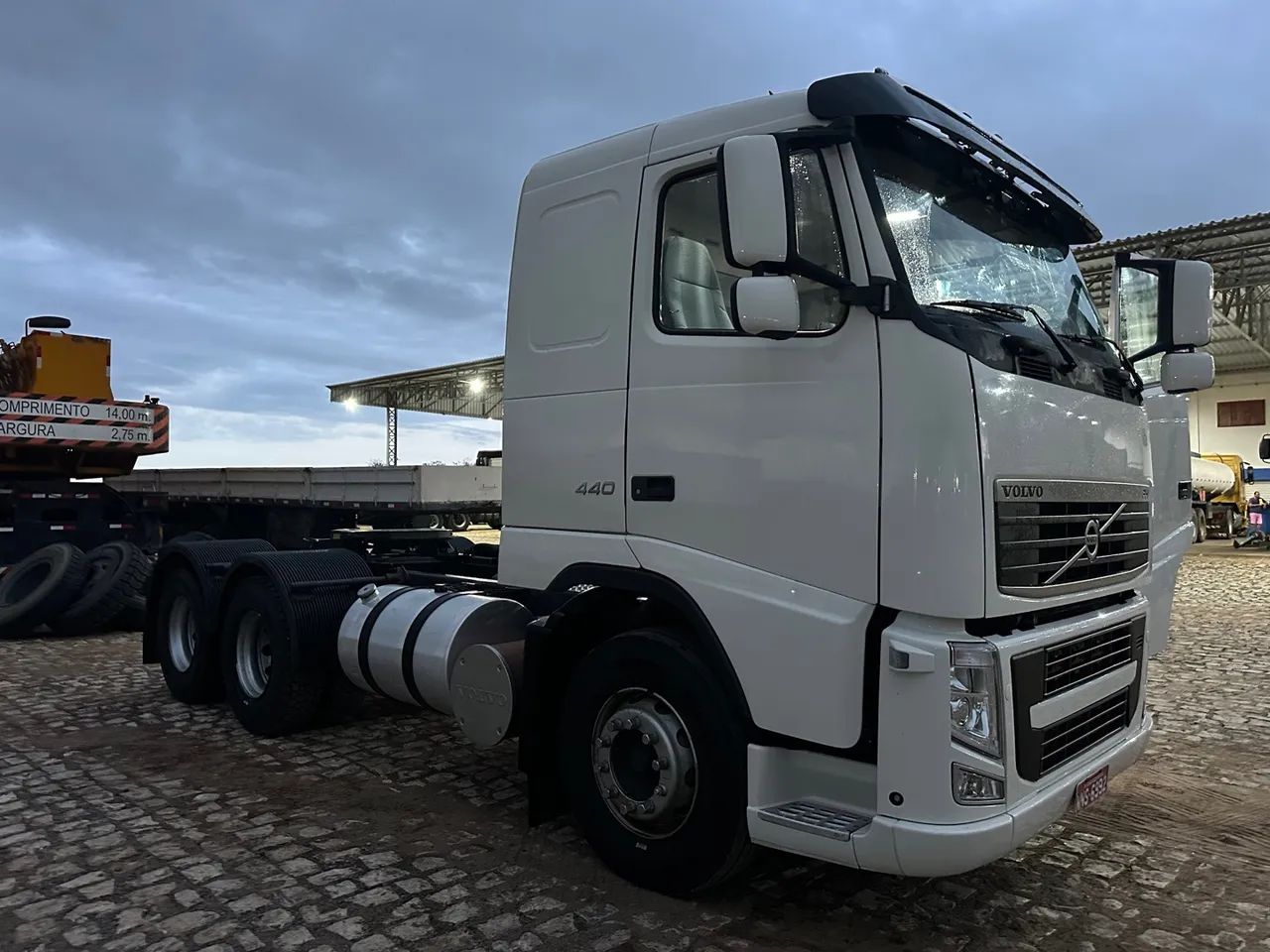 VOLVO FH 440 6x2 2010  - Foto 4