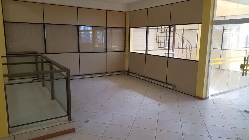 Prédio de 3 Andares com elevador de 1.200Mts com Terraço - Foto 5