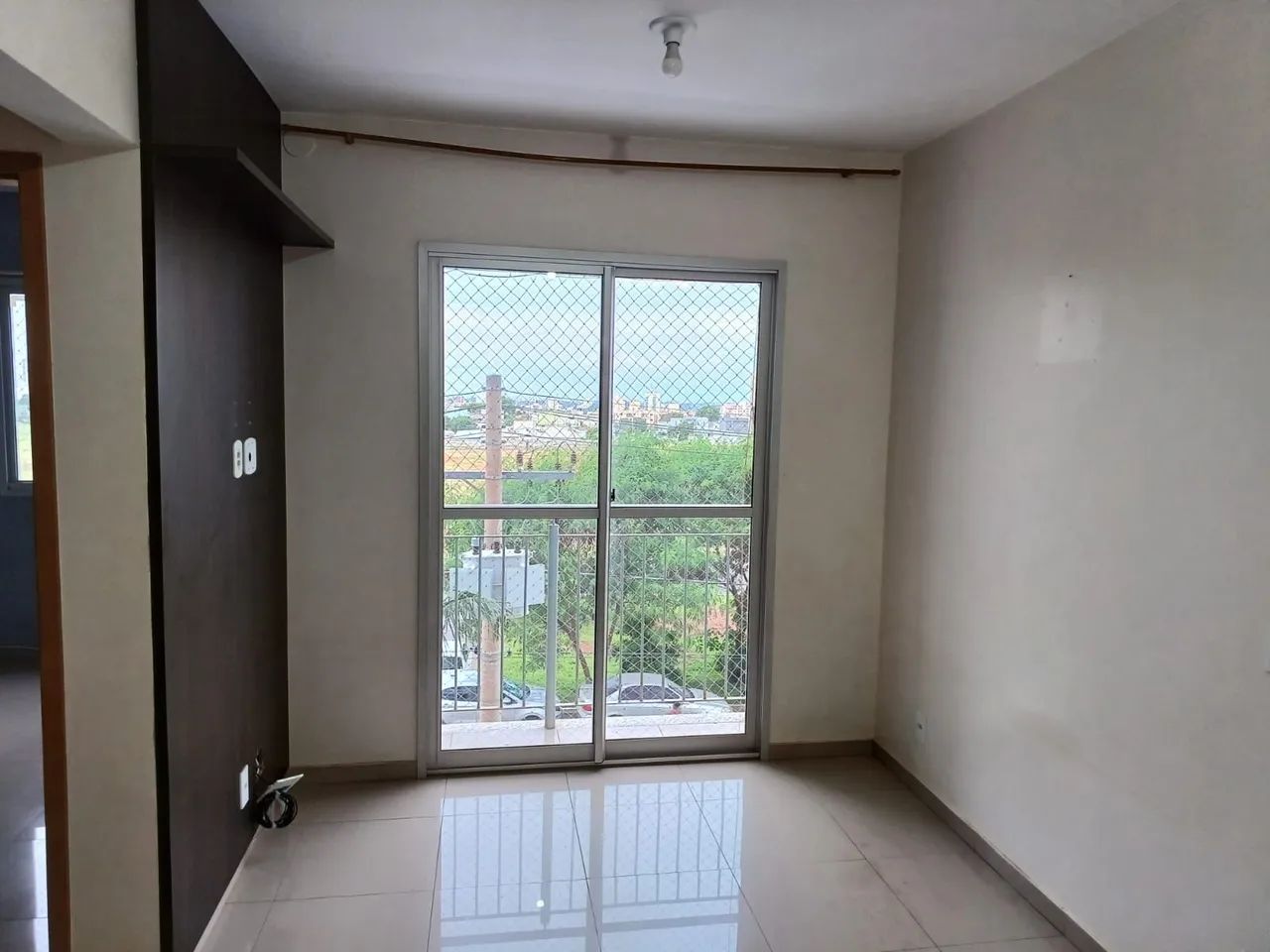 APARTAMENTO EM CONDOMÍNIO SAMAMBAIA 2 QUARTOS - Foto 2