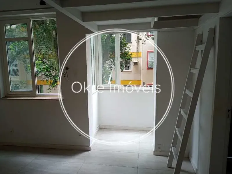 Studio : / Residencial / Laranjeiras