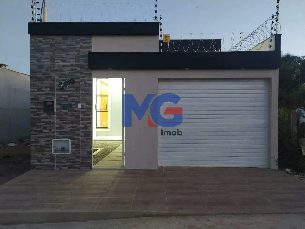 Casa à venda, 3 quartos, 1 suíte, 2 vagas, Aeroporto - Juazeiro do Norte/CE