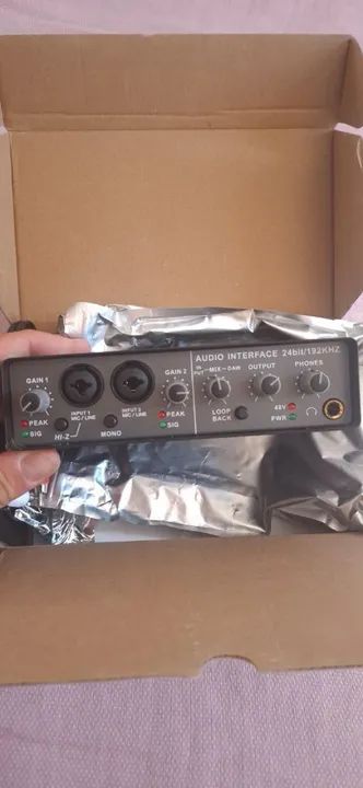 Kit Completo de Gravação - Microfone, Áudio Interface e Fones de Ouvido - Foto 3