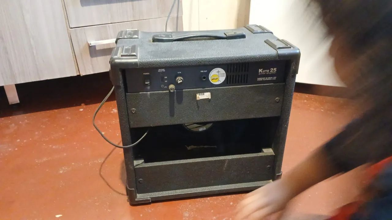 Amplificador de guitarra Staner Kuter 25 - Foto 2