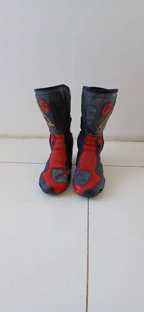 Macacão Dainese 56 + Botas - Foto 4