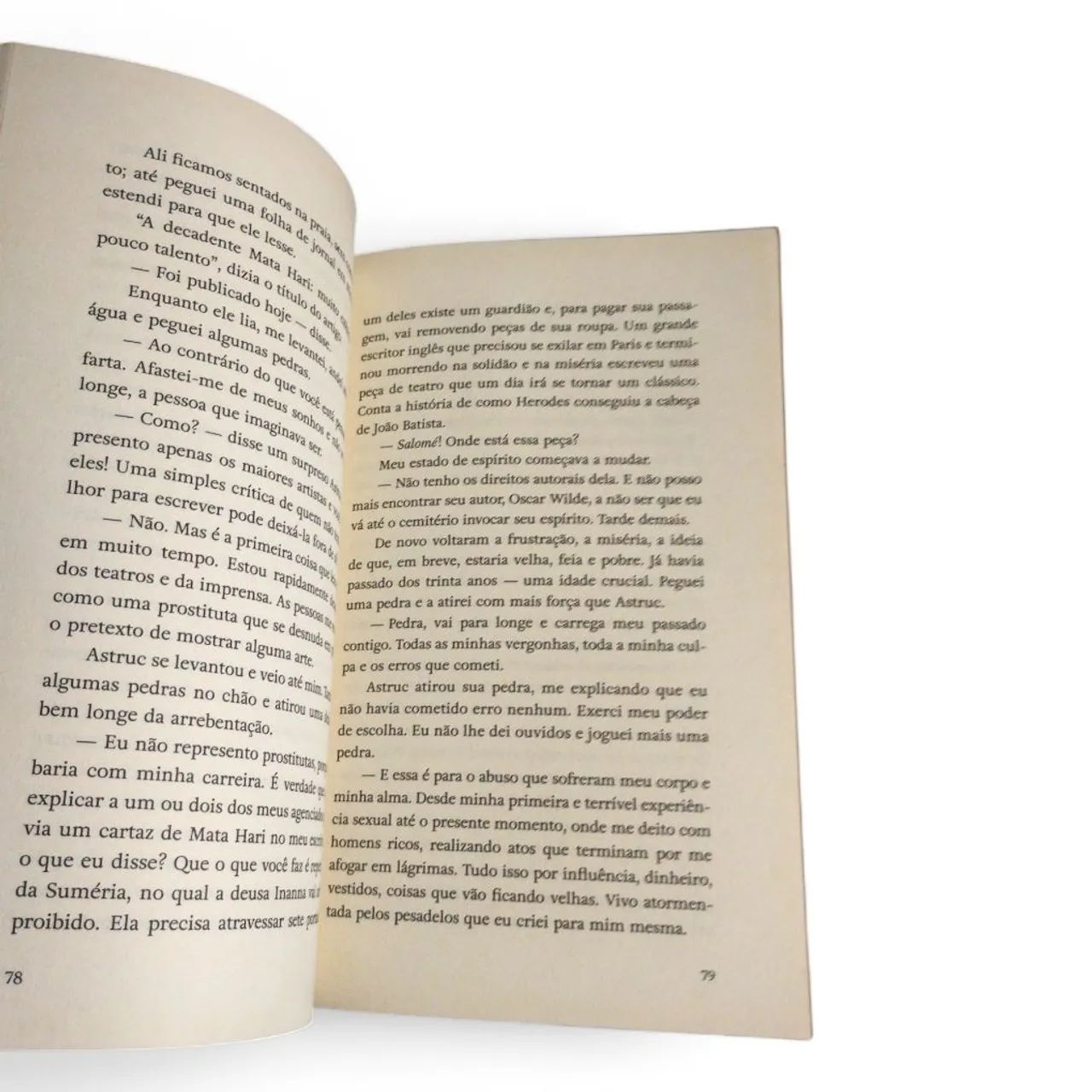 Livro: A Espiã - Paulo Coelho - Foto 6