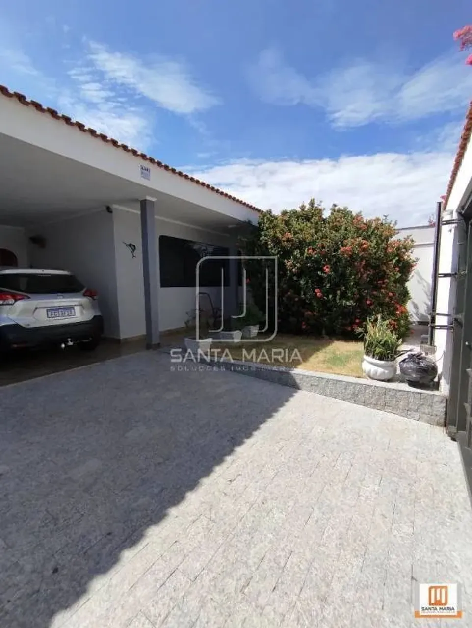 Casa (térrea na rua) 3 dormitórios/suite, cozinha planejada