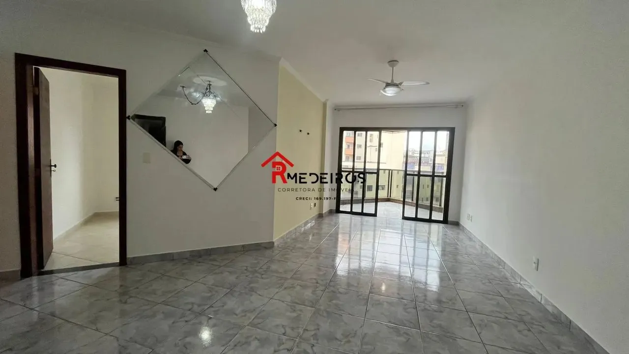 Apartamento para Alugar em Tupi, Praia Grande - SP