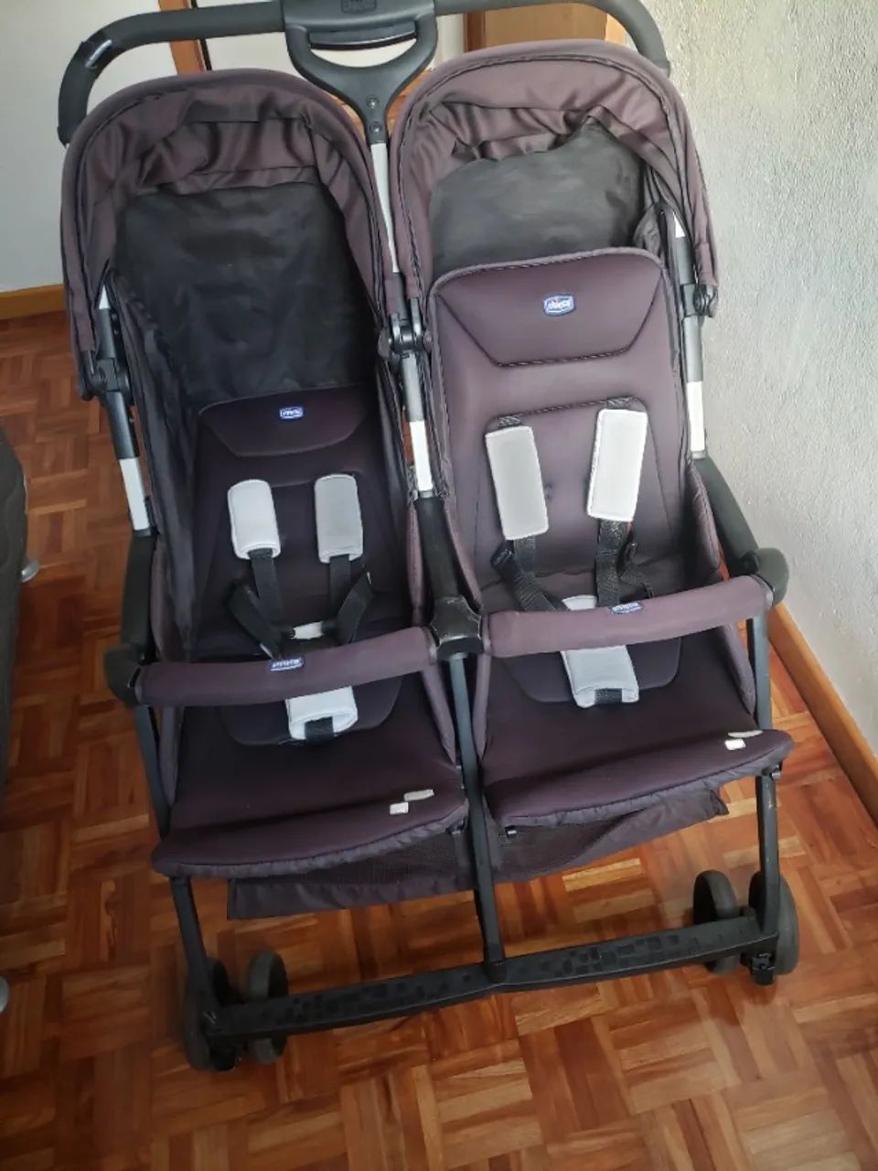 Carrinho de Bebê para Gêmeos - Chicco - Ohlala Twin - De 0kg a 15kg - Preto