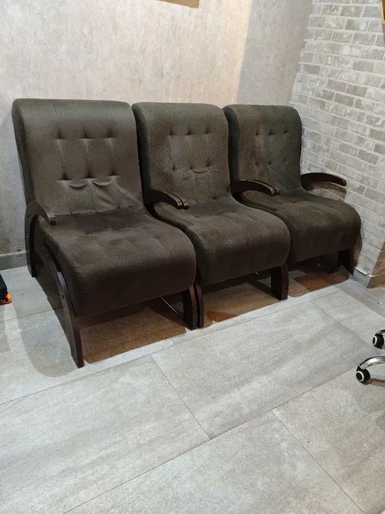 Conjunto de 3 Sofás para Sala de Espera