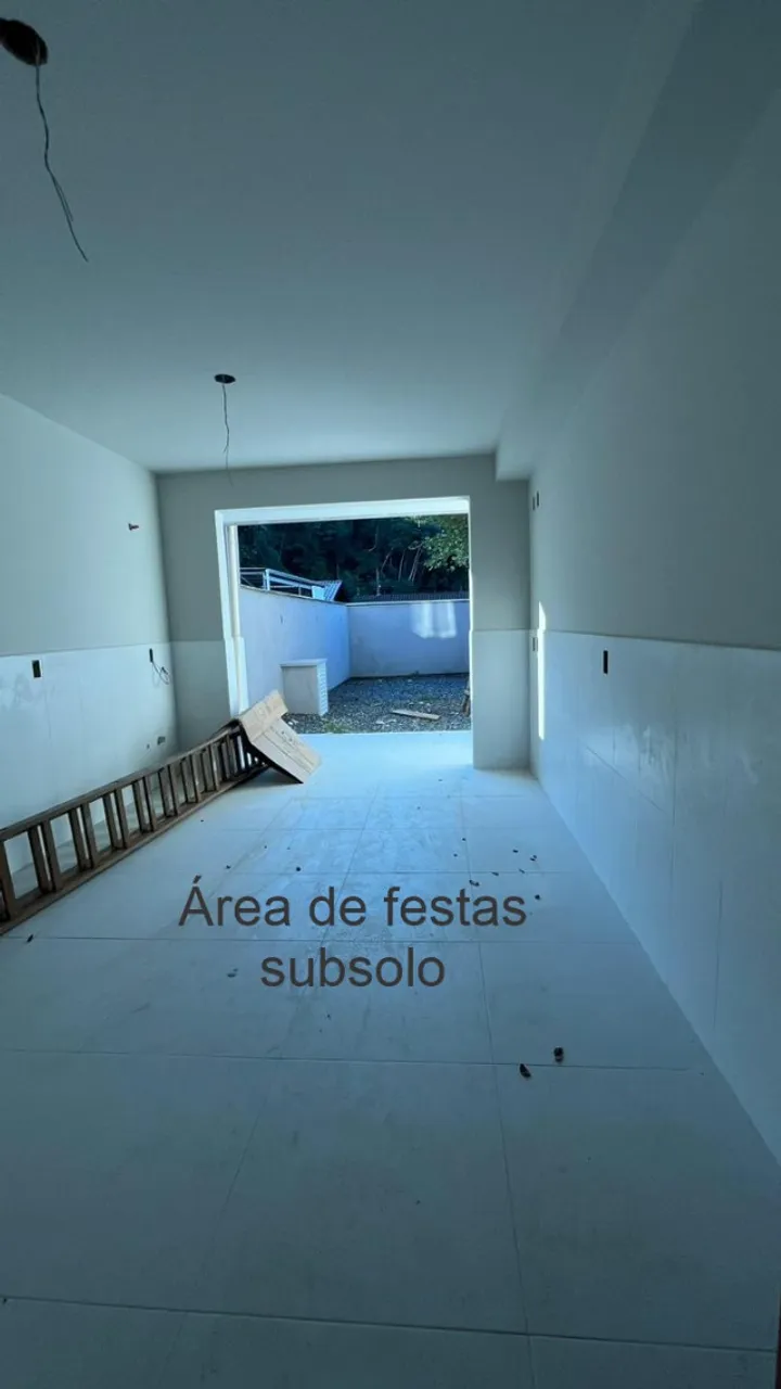 Sobrado 3 pavimentos Itoupava central