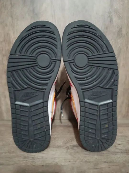 Tênis Nike Air Jordan 1 Retro High OG - Foto 4