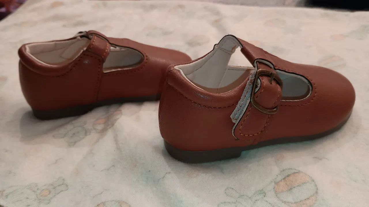 Sapatinho Marrom Bebê Menina - Foto 3