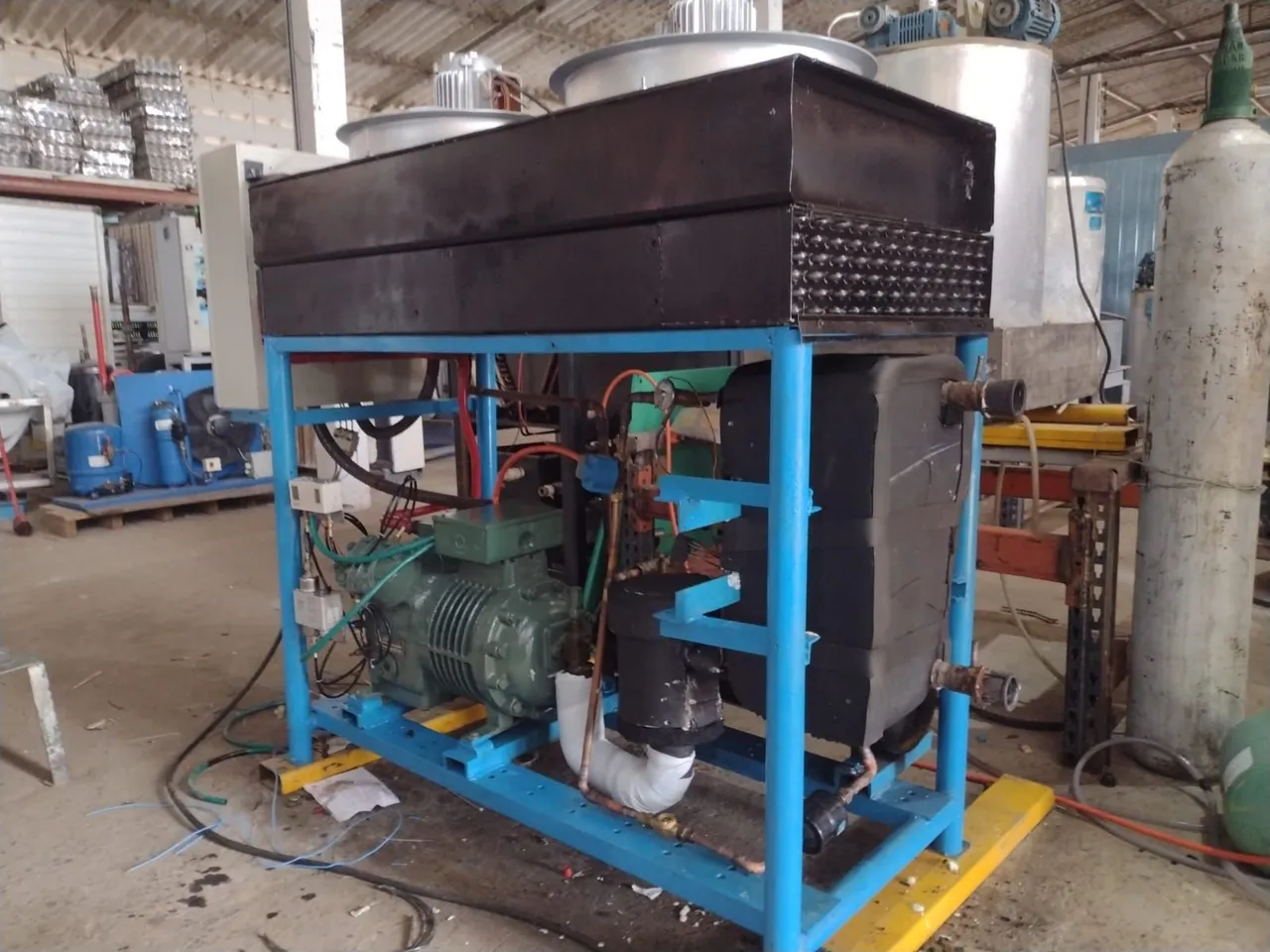 Chiller resfriador a placa 36.000kcal - motor bitzer 10hp