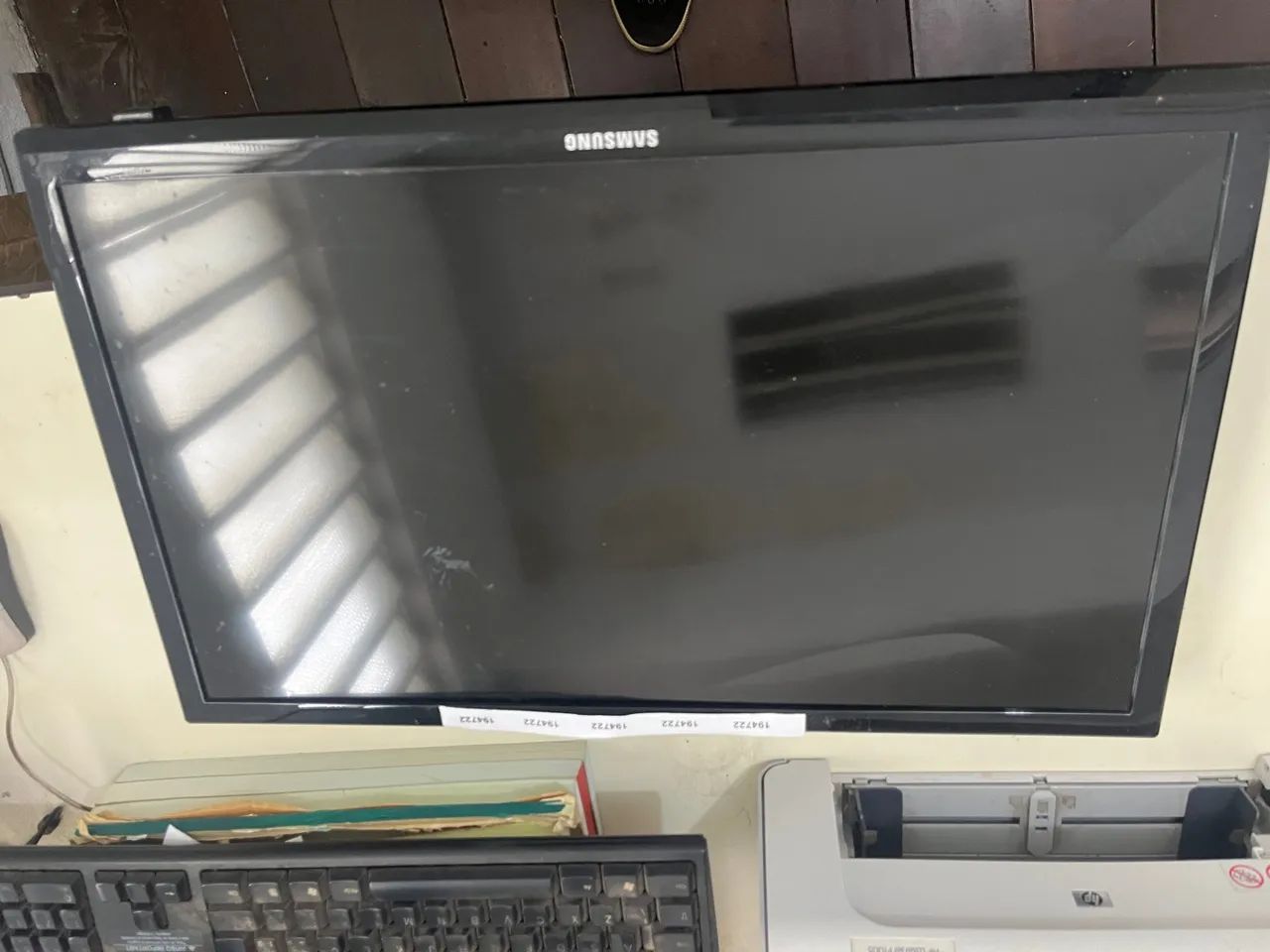 Tv Samsung LT24D310LH tela quebrada 
