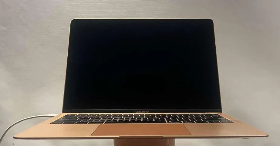 MacBook本体 MacBook Air M1,2020 16GB GOLD Mac Book Air M1 Gold na Black Friday Mercado Livre 2025