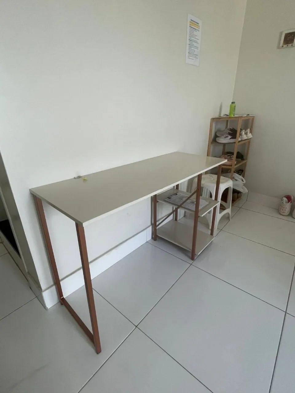 Vendo escrivaninha 64596064557953121
