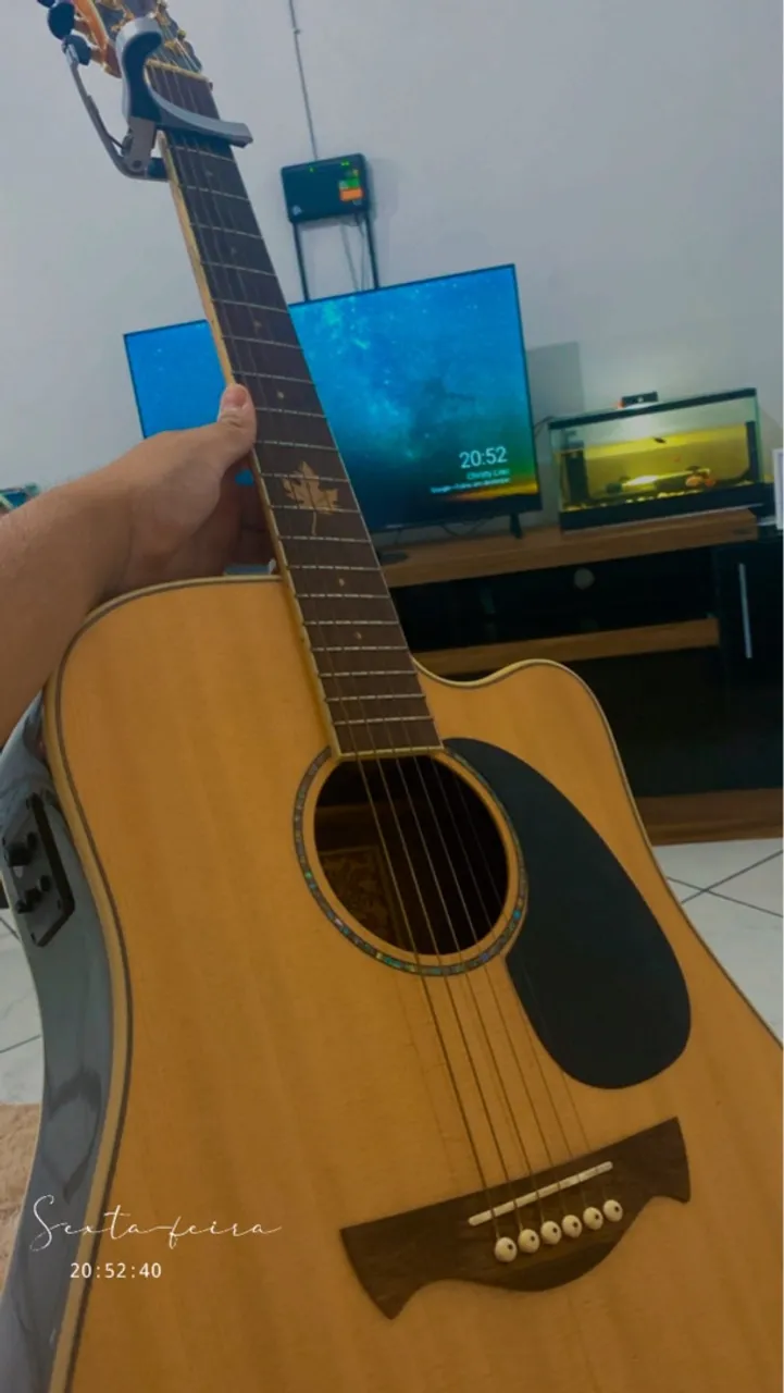 Violão Tagima versão Canadá