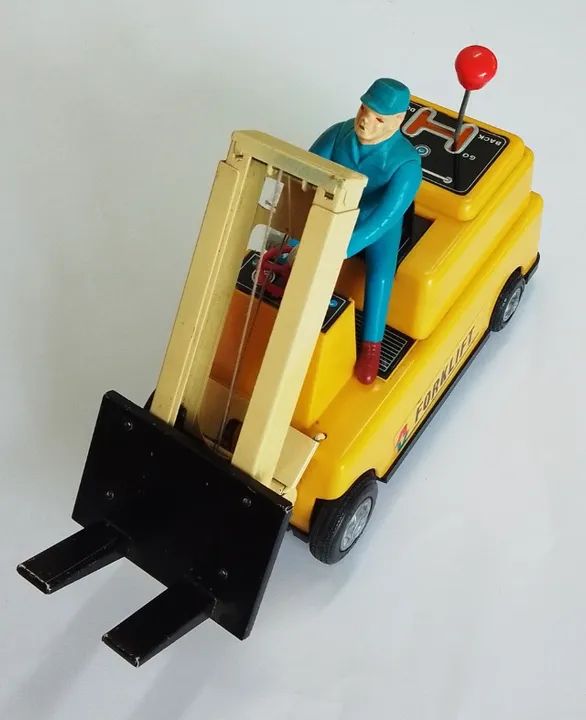 Carrinhos de brinquedo antigos - Foto 4