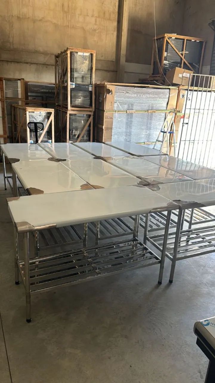 Mesa para manipulação e organização inox em até 10x sem juros  - Foto 3