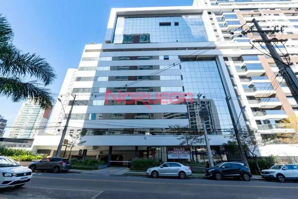 Sala comercial de 48,95 m² para locação na Vila Izabel, Curitiba-PR: oportunidade imperdív