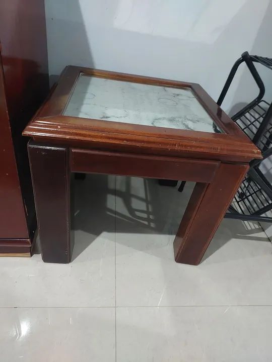 Mesinha de centro com espelho 