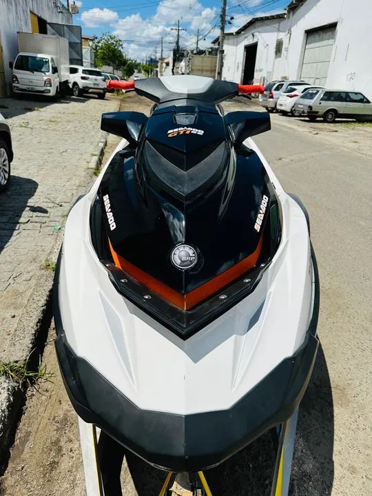 Jet ski seadoo Gti 130 com 220 hrs revisado e carretinha emplacada - Foto 4