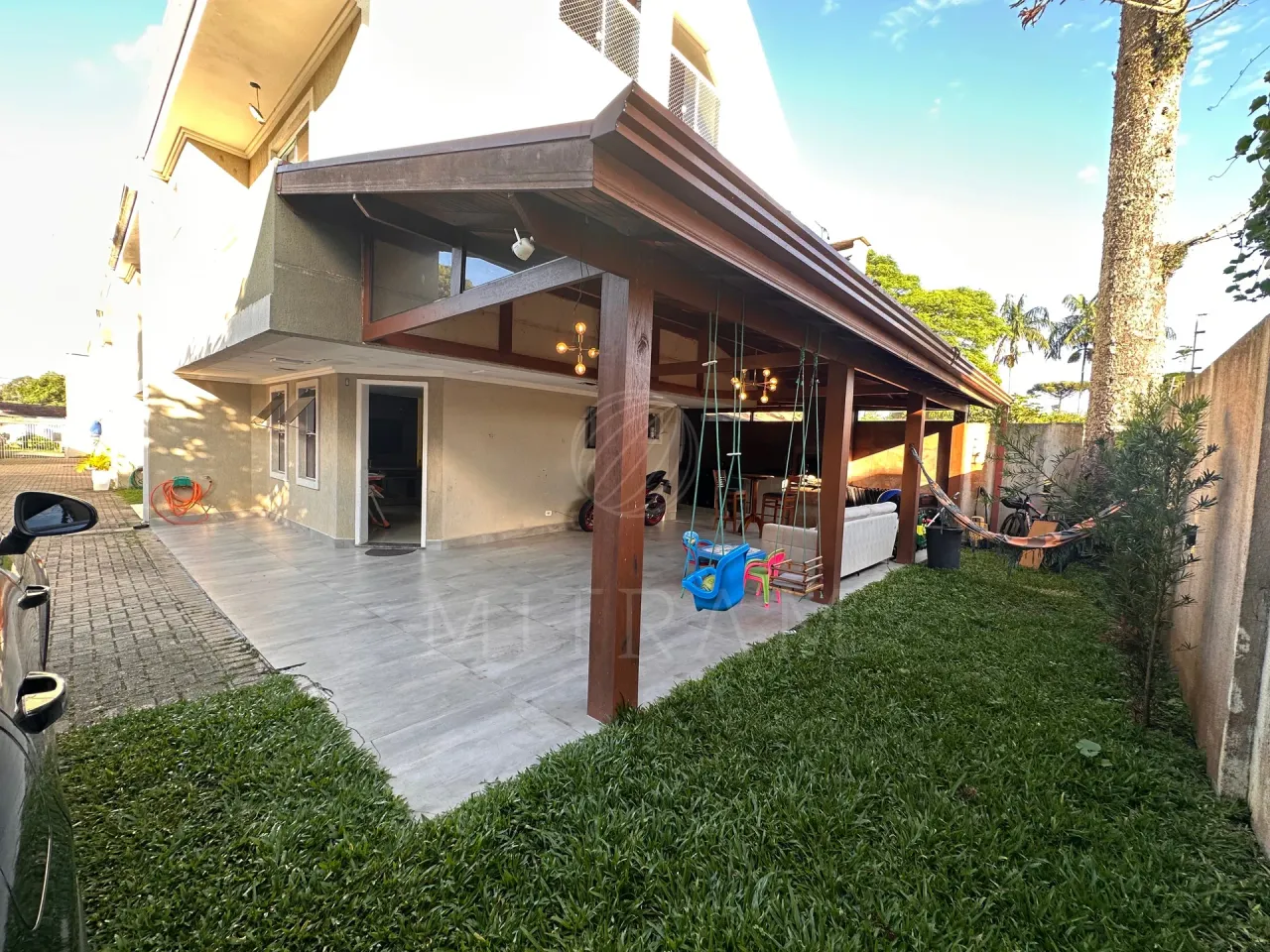 Sobrado em condominio fechado não geminado