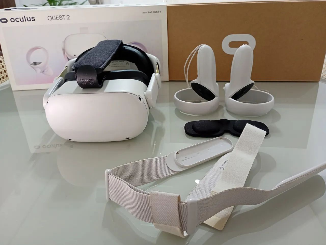 Oculus Quest 2 (64GB) com Strap de Conforto KIWI - Peças e