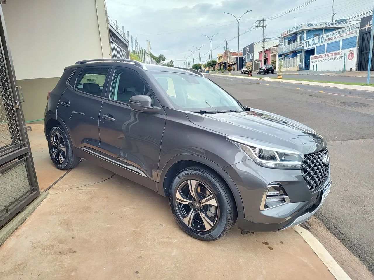 TIGO 5X SPORT COM APENAS 13.000KM, EM ESTADO DE NOVO - Foto 3