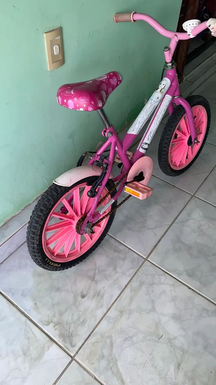 Bicicleta da Barbie rosa  - Foto 5