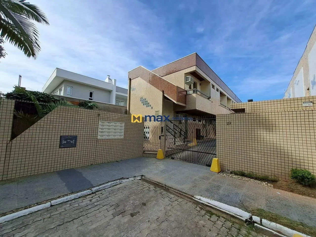Apartamento térreo com 1 dormitório. Bairro: Ressacada, Itajaí