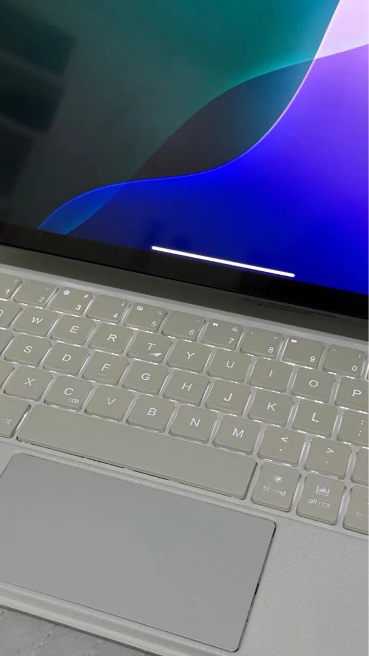 Teclado para iPad com Touchpad e retroiluminação - Foto 3