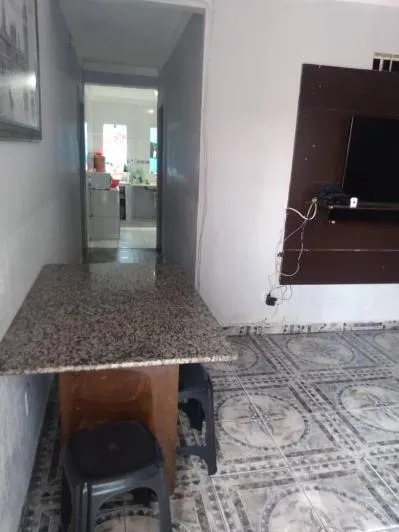 ED05 - CASA LINDA NA RIBEIRA