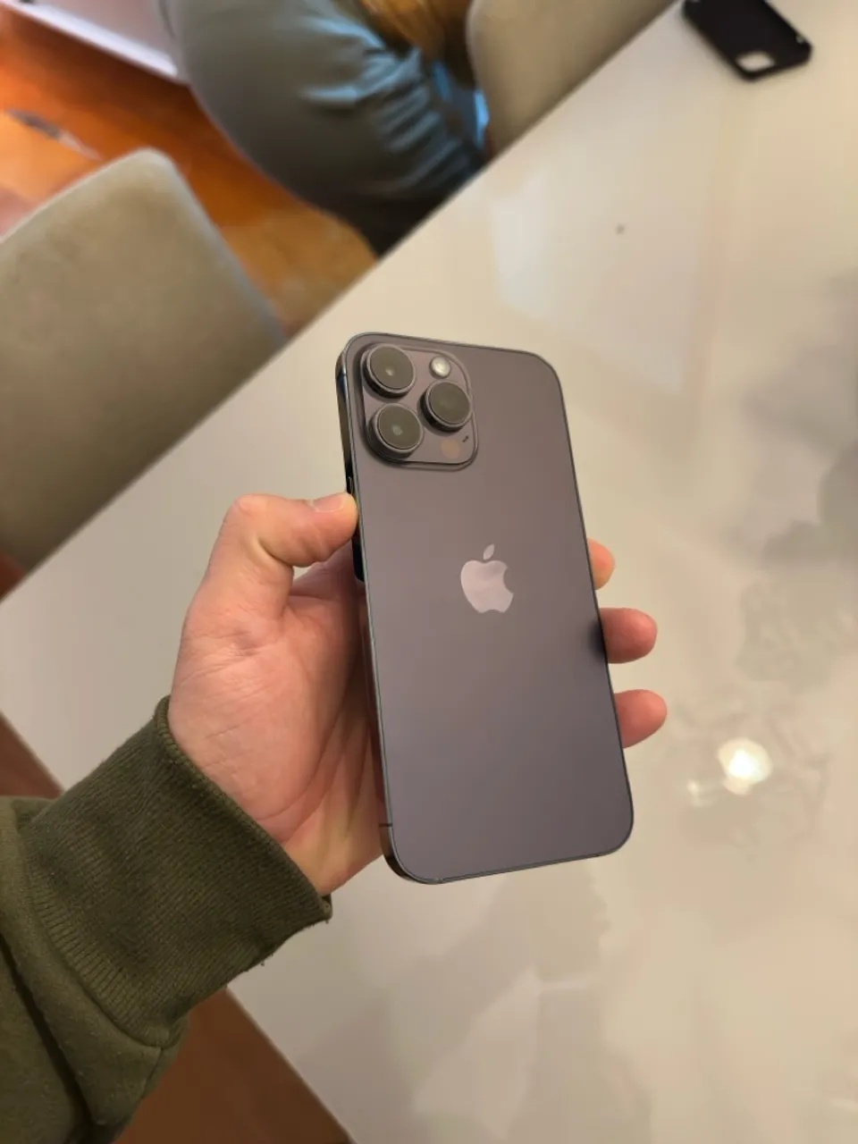 iPhone 14 Pro Max 256gb - muito novo!