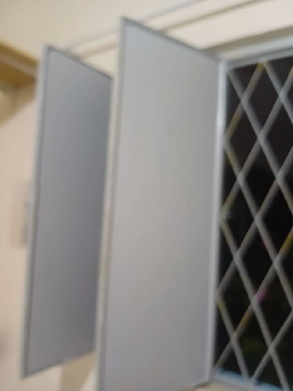 Janela de ferro64872566871425122