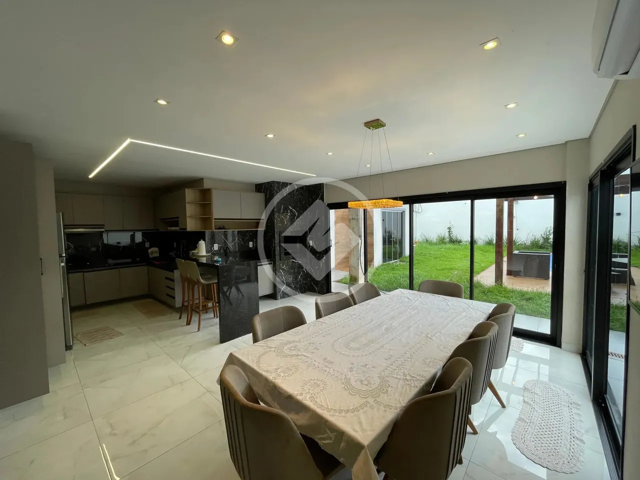 Casa térrea 3 suítes, bairro Marajoara, Várzea Grande MT codigo: 107928