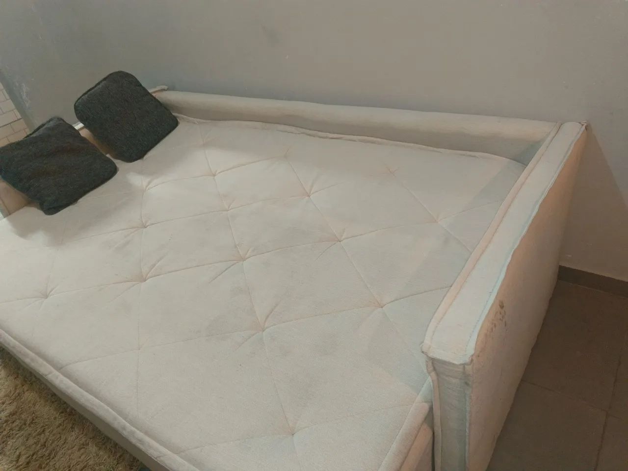 Entrego Sofá Cama 3 lugares muito conservado  - Foto 2