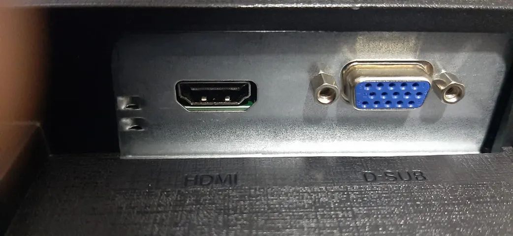 Monitor AOC 22" Led - Ips - Anti Reflexo - Full Hd 1920 x 1080 Com Conexões HDMI e VGA - Foto 2